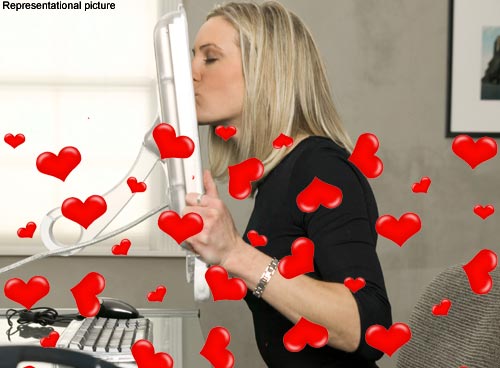 online dating romance