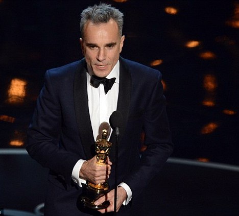 Daniel Day Lewis Third Time Oscars Award