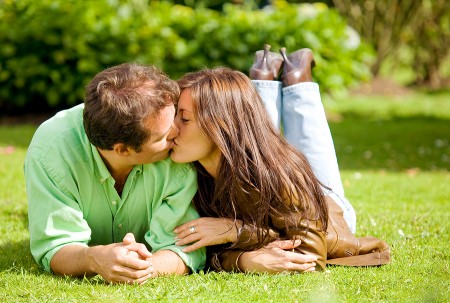 5 Things That Truly Passionate People Do Differently To Maintain Their Relationship