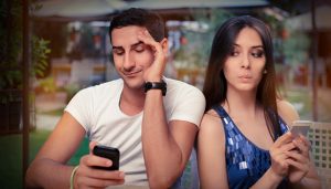 signs of jealous girlfriend