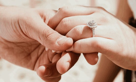 Buying An Engagement Ring