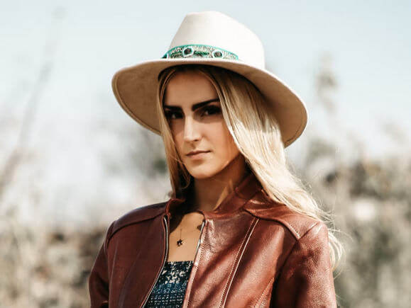 Women Fashion Rules Wearing Hat